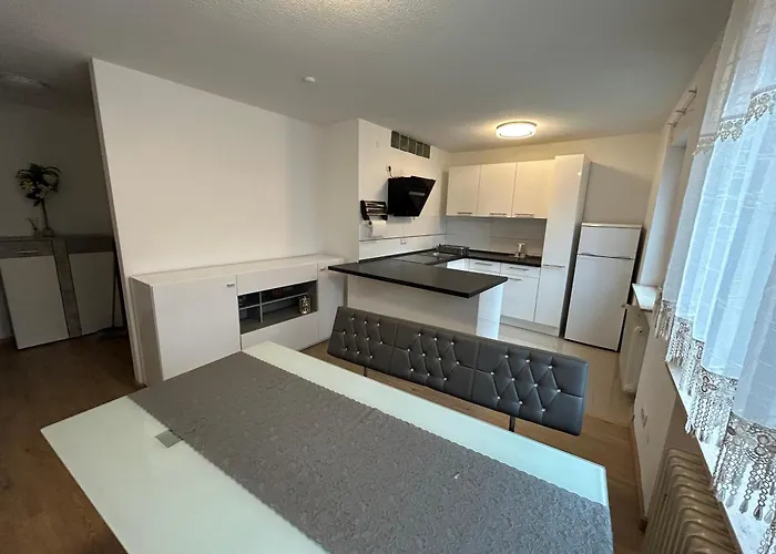 Im Herzen Der Altstadt * 凯撒斯劳滕